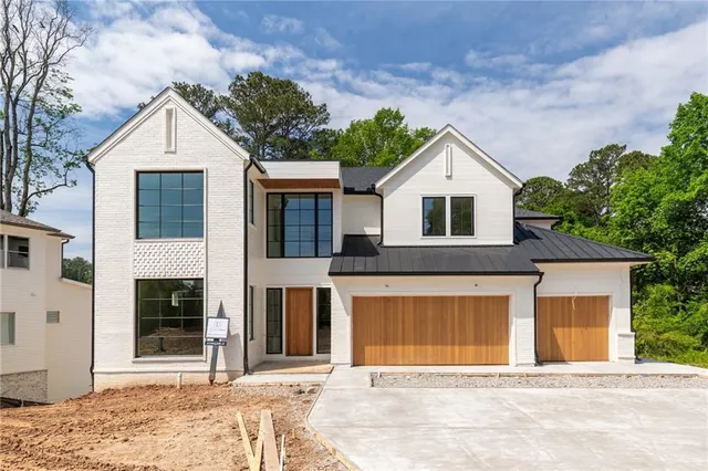 Popular Magnolia Row Real Estate