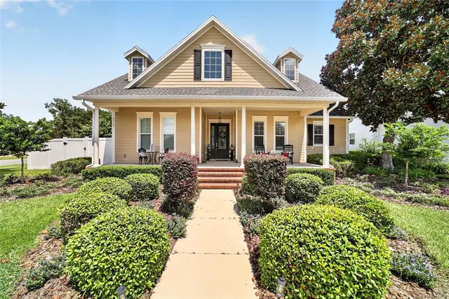Popular MAGNOLIA PARK Real Estate