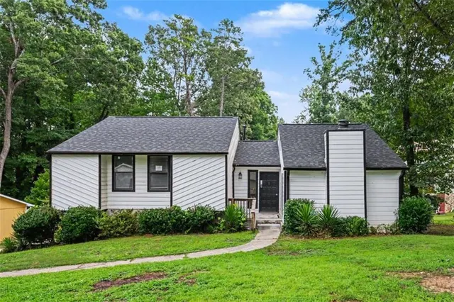 Popular Camerons Crossing Real Estate