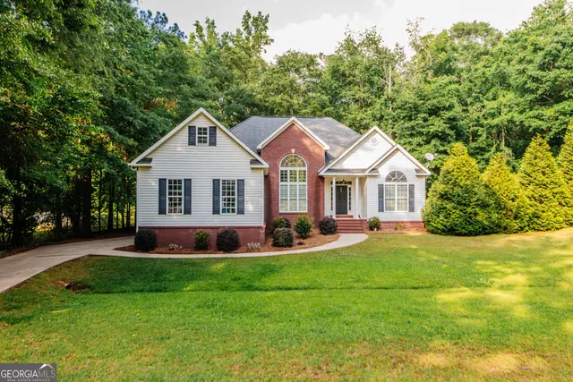 Popular Forest Lake Village Real Estate