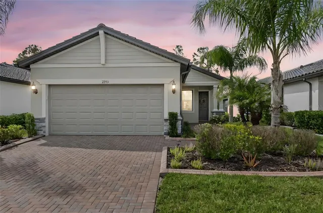 Cheap CYPRESS FALLS PH 2D Real Estate
