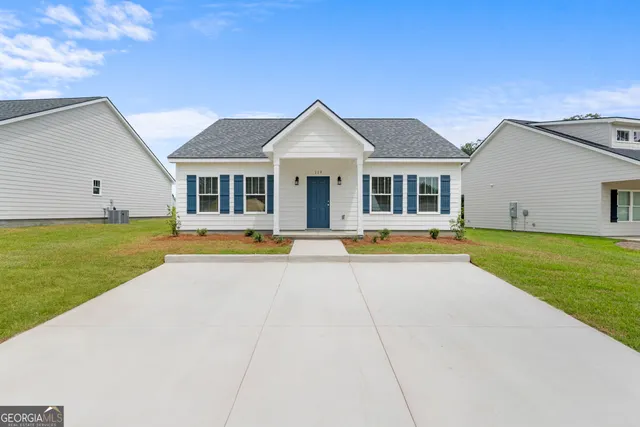 Cheap Avalon Trace Real Estate
