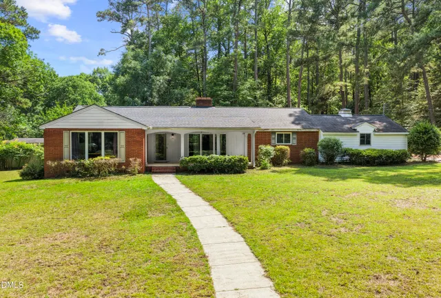 Popular Dogwood Forest Real Estate