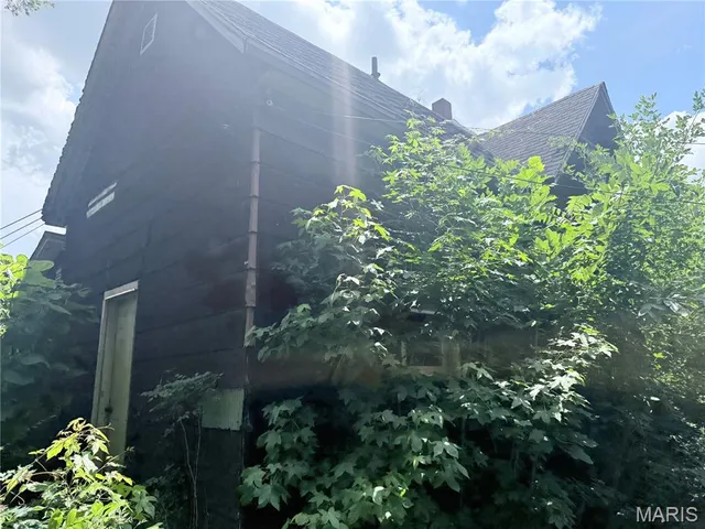 Popular HARRISBURG Real Estate