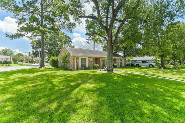 Popular Lexington Woods Sec 03 Real Estate