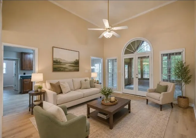 Popular Due West Estates Real Estate