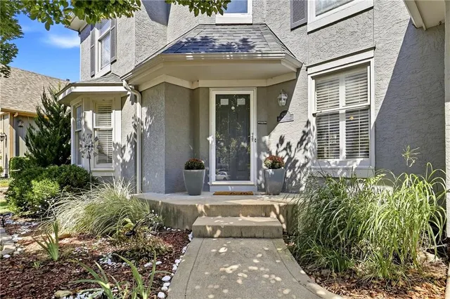 Expensive Parkwood Real Estate