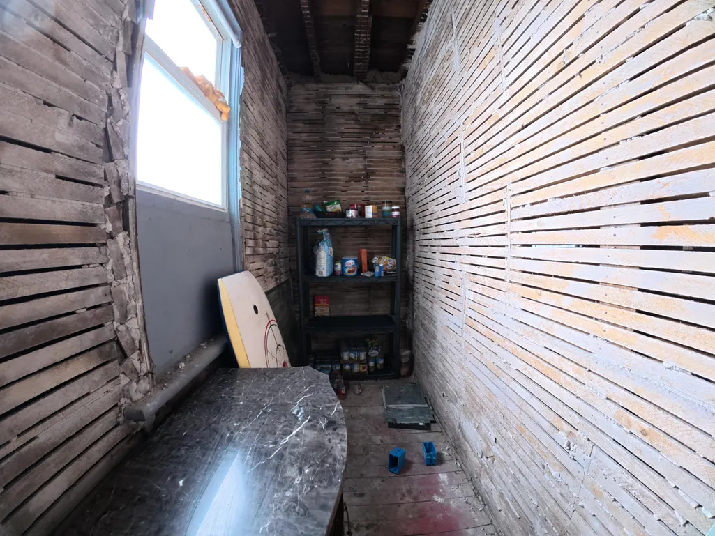 Listing Thumbnail Image 18