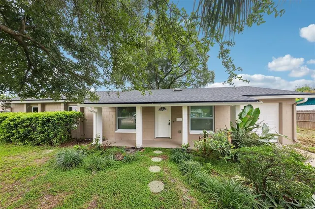 Popular SKY LAKEA Real Estate