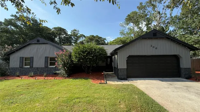 Popular FOXMOOR UNIT 2 Real Estate