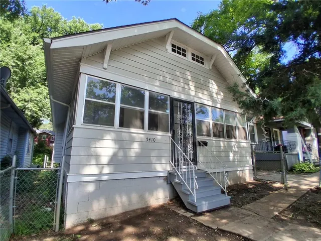 Popular Sunshine Real Estate