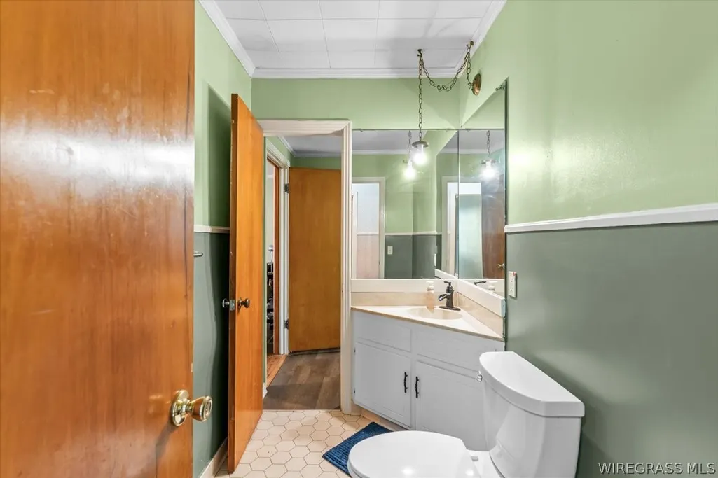 Listing Thumbnail Image 19