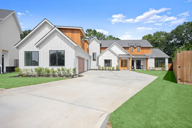 Popular Oakview Farms Sec 1 Real Estate