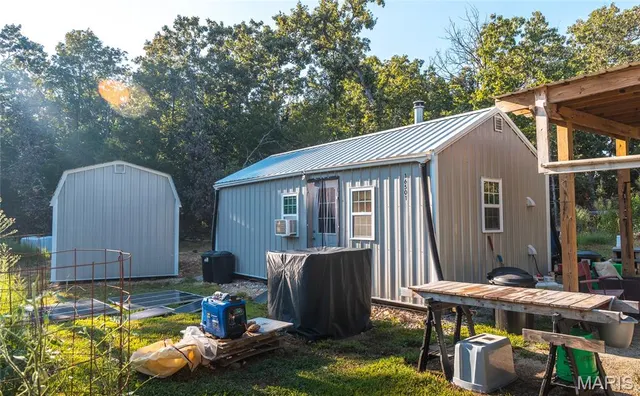 Cheap Edgar Springs Real Estate
