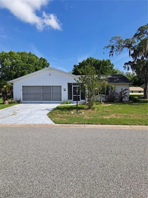 Popular HIGHLAND LAKES PH 01 Real Estate