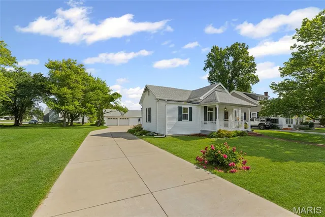 Popular Brighton Real Estate