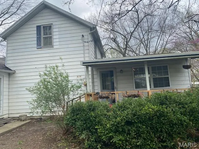 Popular Oakdale Real Estate