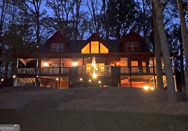 Popular Lakeview Summit Real Estate