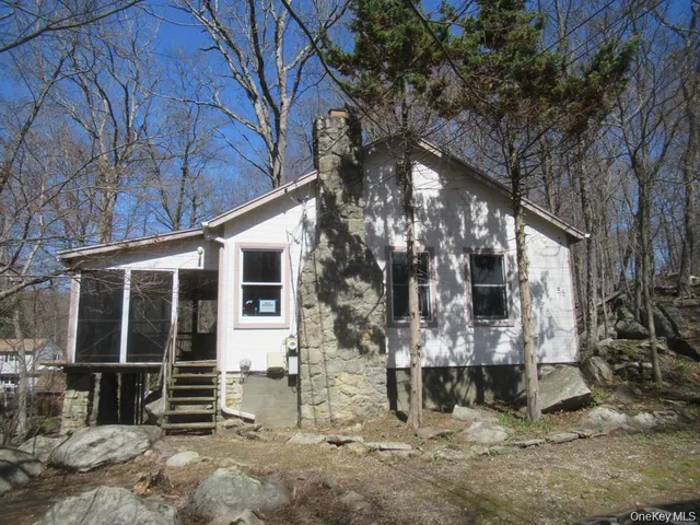 Cheap Mahopac Real Estate