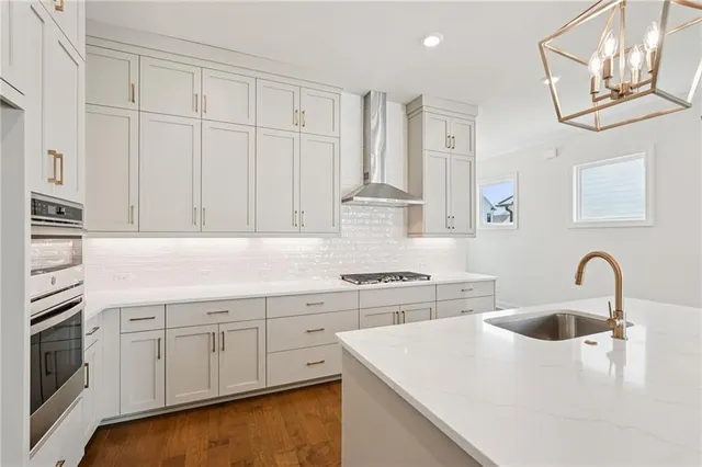 Popular Promenade at Sawnee Village Real Estate
