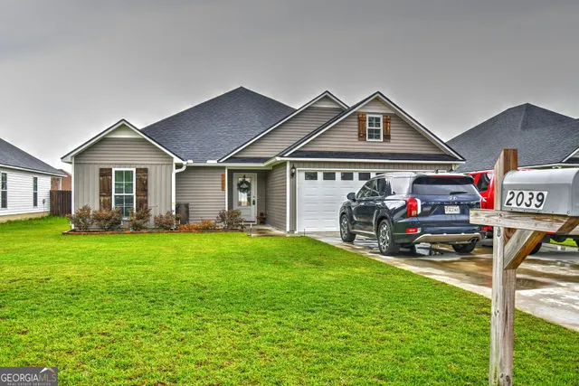 Popular Meadow Cove Real Estate