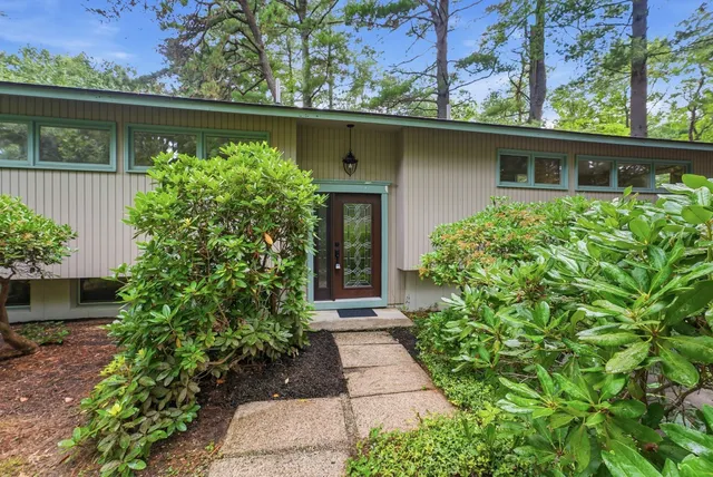 Popular Echo Hill South Real Estate