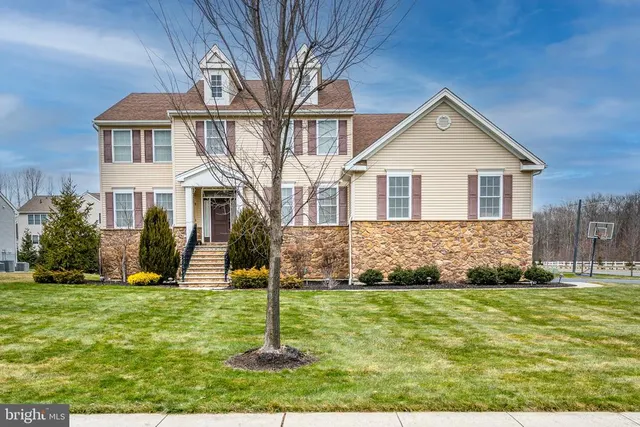 Popular Point Of Woods Real Estate