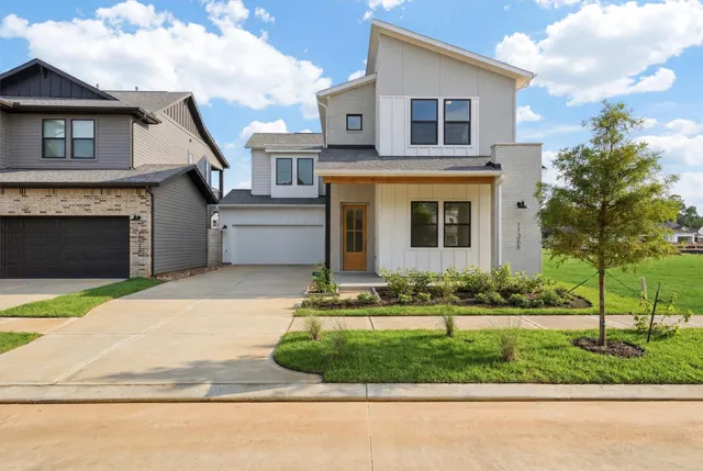 Popular Two Step Farms Real Estate