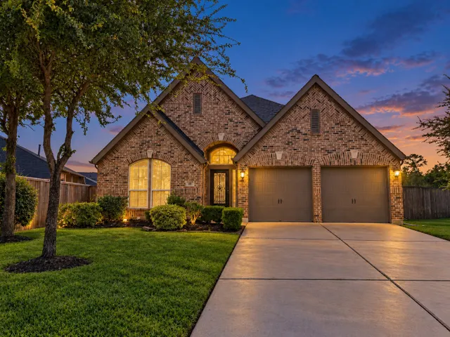 Cheap Woodforest 42 Real Estate
