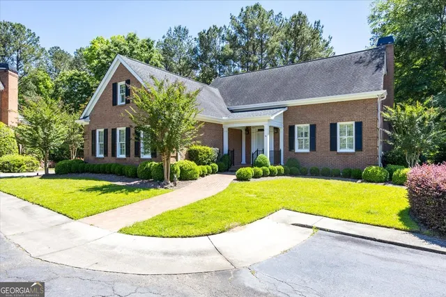 Popular Covington Square Real Estate