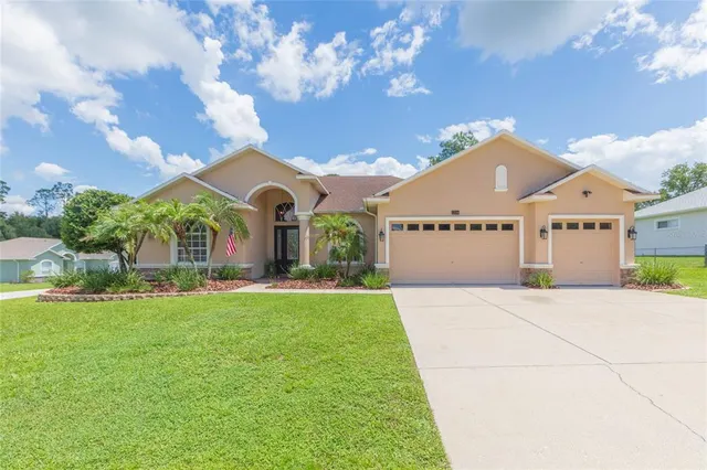 Popular LEAHS ACRES Real Estate