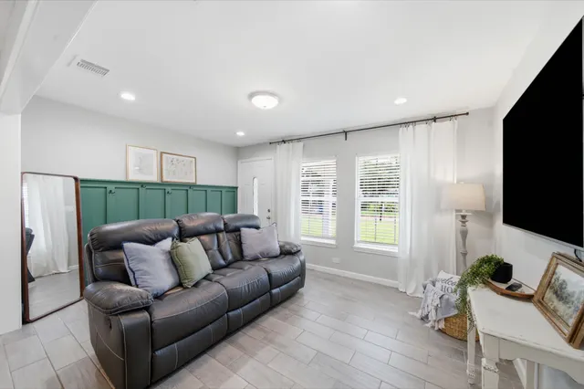 Popular Wayside Place 1 Real Estate