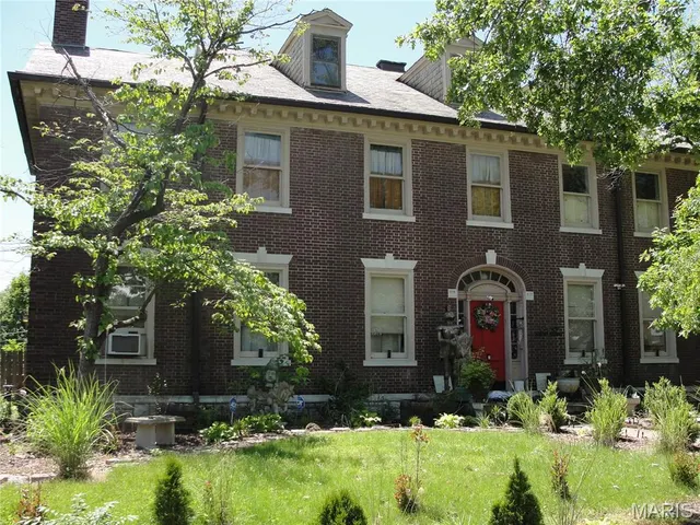 Popular Kingsbury Place Add Real Estate
