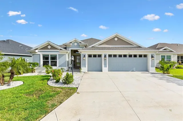 Popular THE VILLAGE OF ST CATHERINE Real Estate
