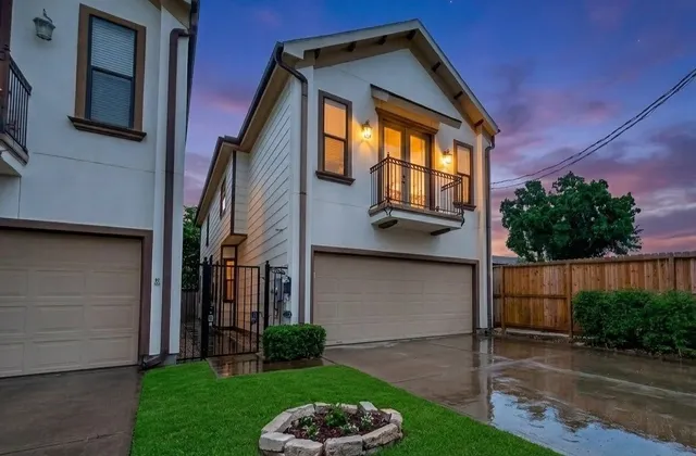 Popular ELI PLACE Real Estate