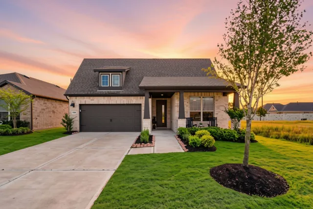 Popular Del Webb Fulshear Sec 1 Real Estate