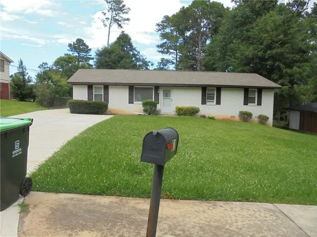 Popular Labella Park Real Estate