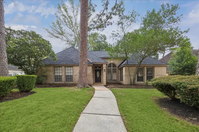 Popular Hunters Ridge Village Real Estate