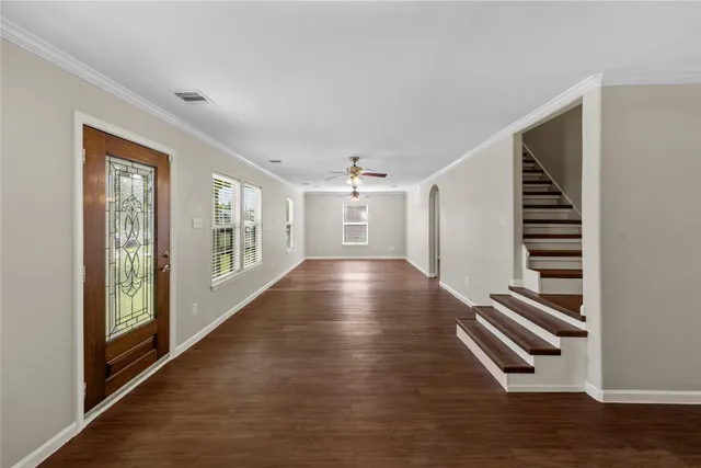 Popular Scott Terrace Real Estate