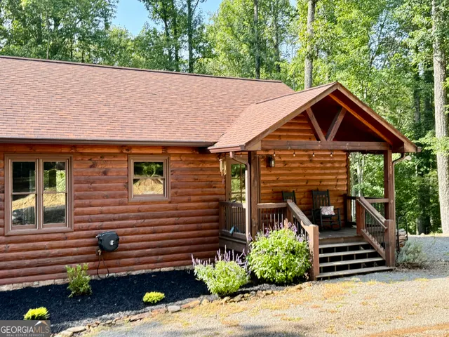 Popular Stuart Mountain Real Estate