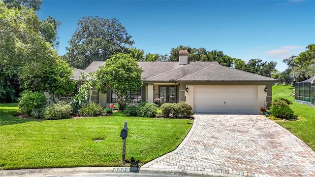 Popular GOLF CLUB VILLAGE Real Estate