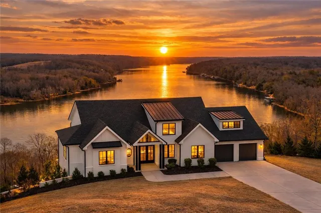 Popular Rogers Bay Real Estate