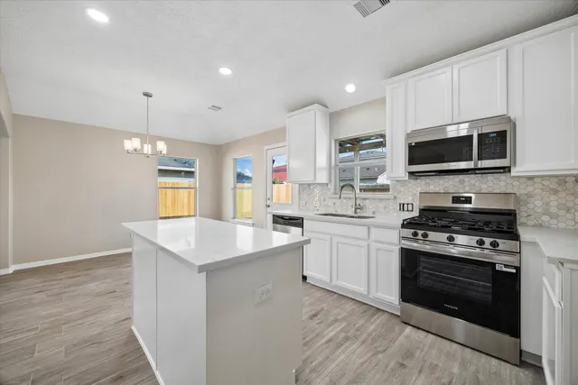 Popular West Meadows Sec 01 Real Estate