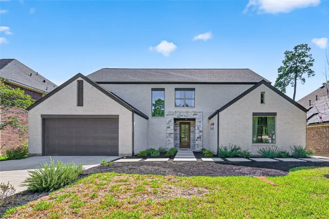 Popular Graysrone Hills Real Estate