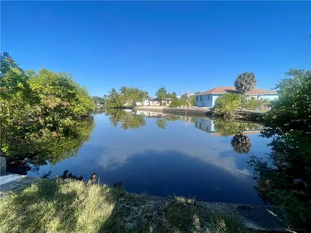 Popular RIVER PARK Real Estate