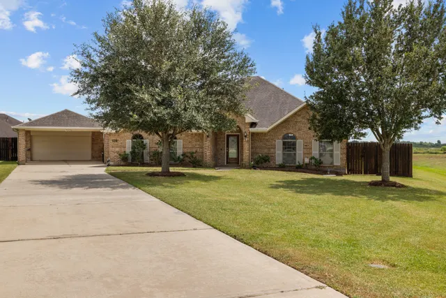 Popular Palm Crest Real Estate