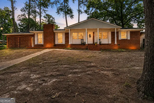 Popular Hillcrest Heights Real Estate