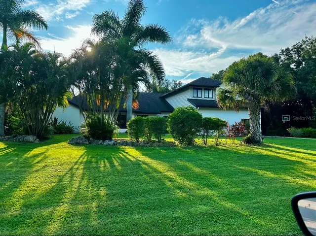 Popular COUNTRY CREEK Real Estate