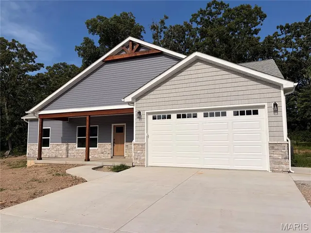 Popular Hawthorne Estates Real Estate