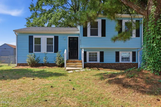 Cheap Berkshire Downs Real Estate